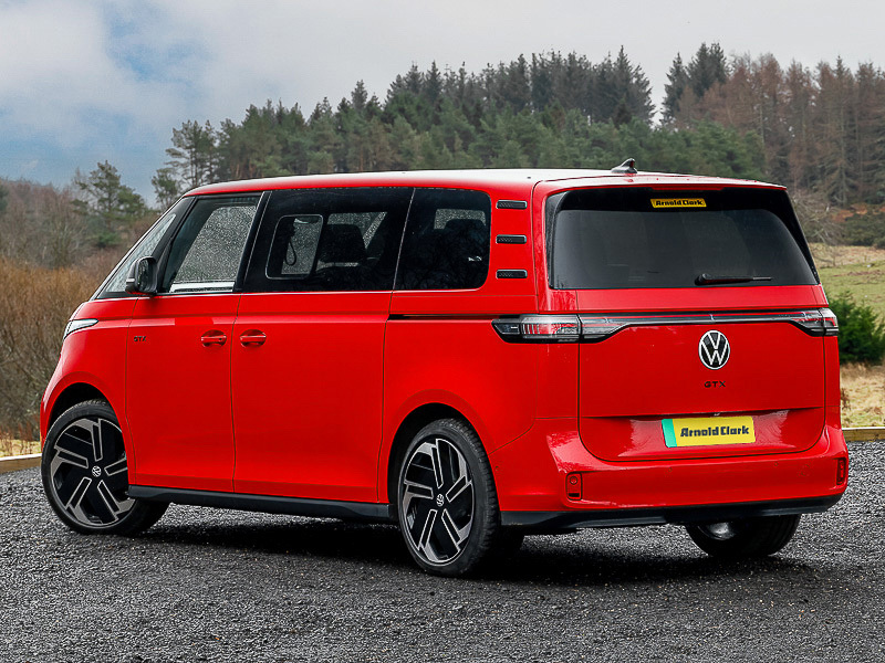 Volkswagen ID.Buzz 250Kw Gtx Pro 86Kwh 4Motion Lwb 7 Seat Red #2