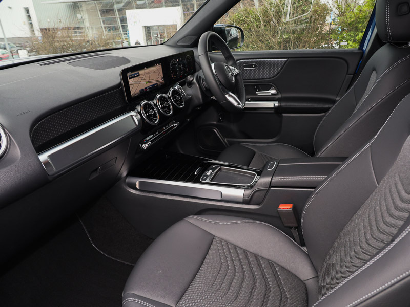 Mercedes-Benz GLB Class Glb 200 Sport Executive 7G-tronic Blue #5