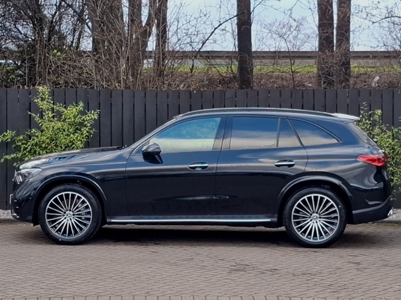 Mercedes-Benz GLC Class Glc 300 4Matic Amg Line Premium Plus 9G-tronic Black #4