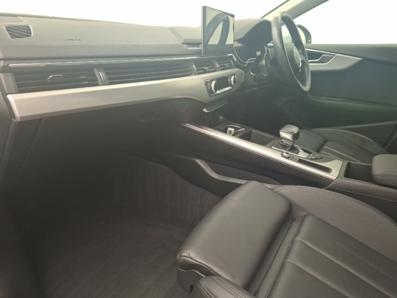 Audi A5 35 Tdi Sport S Tronic BN71UFP White #5
