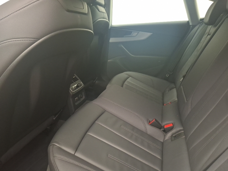 Audi A5 35 Tdi Sport S Tronic BN71UFP White #6