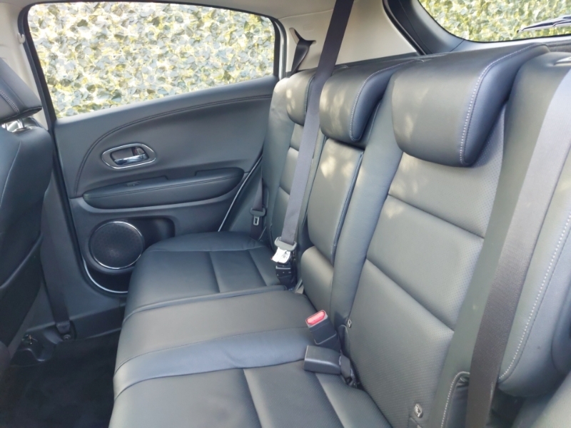 Honda Hr-V 1.5 I-vtec Ex SY20JXL White #6