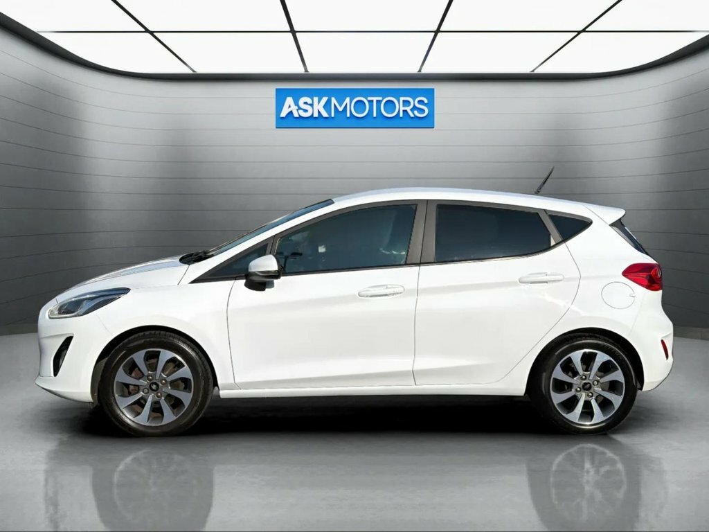 Ford Fiesta 1L Trend LY69VVK White #4