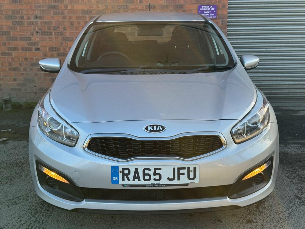 Kia Ceed 1.4 Crdi 1 Euro 6 Silver #3