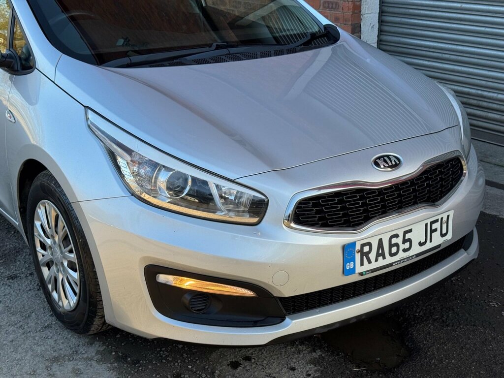 Kia Ceed 1.4 Crdi 1 Euro 6 Silver #6