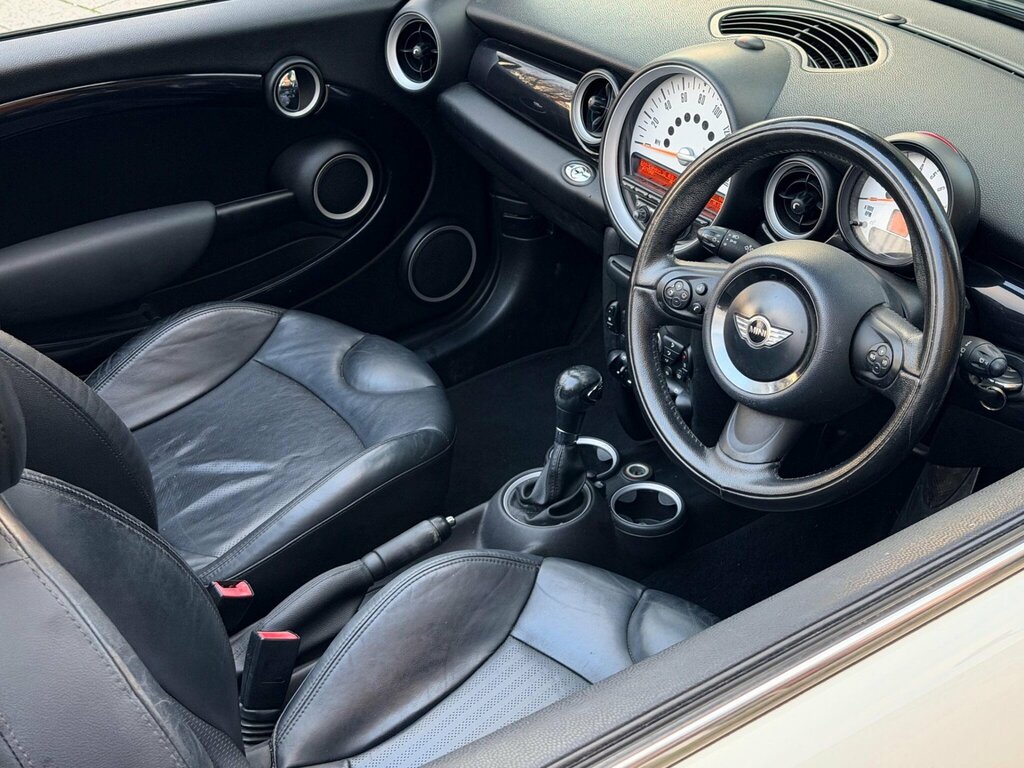 Mini Convertible 1.6 Cooper Steptronic Euro 5 KV11YCK White #2