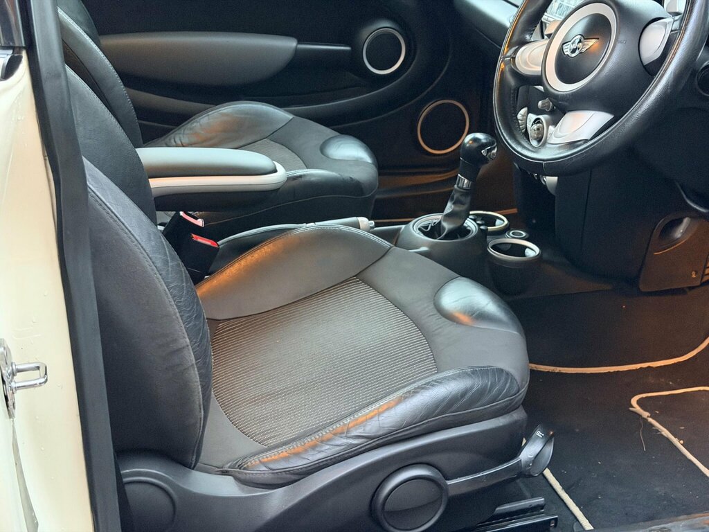 Mini Hatch 1.6 Cooper Steptronic Euro 4 LC07DBU White #2