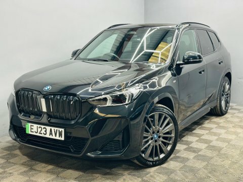 BMW iX1 30 66.5Kwh M Black