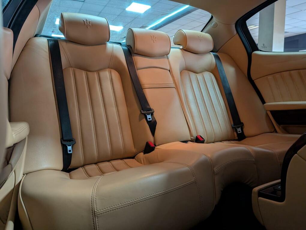 Maserati Quattroporte Automatic Black #18