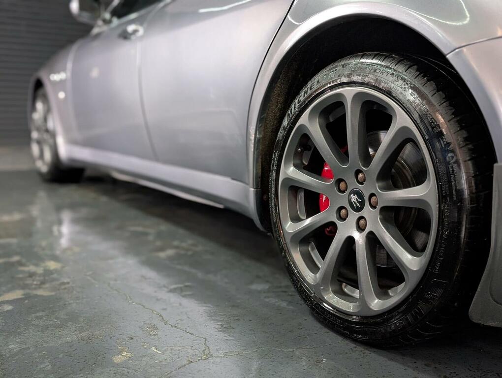 Maserati Quattroporte Automatic Black #30