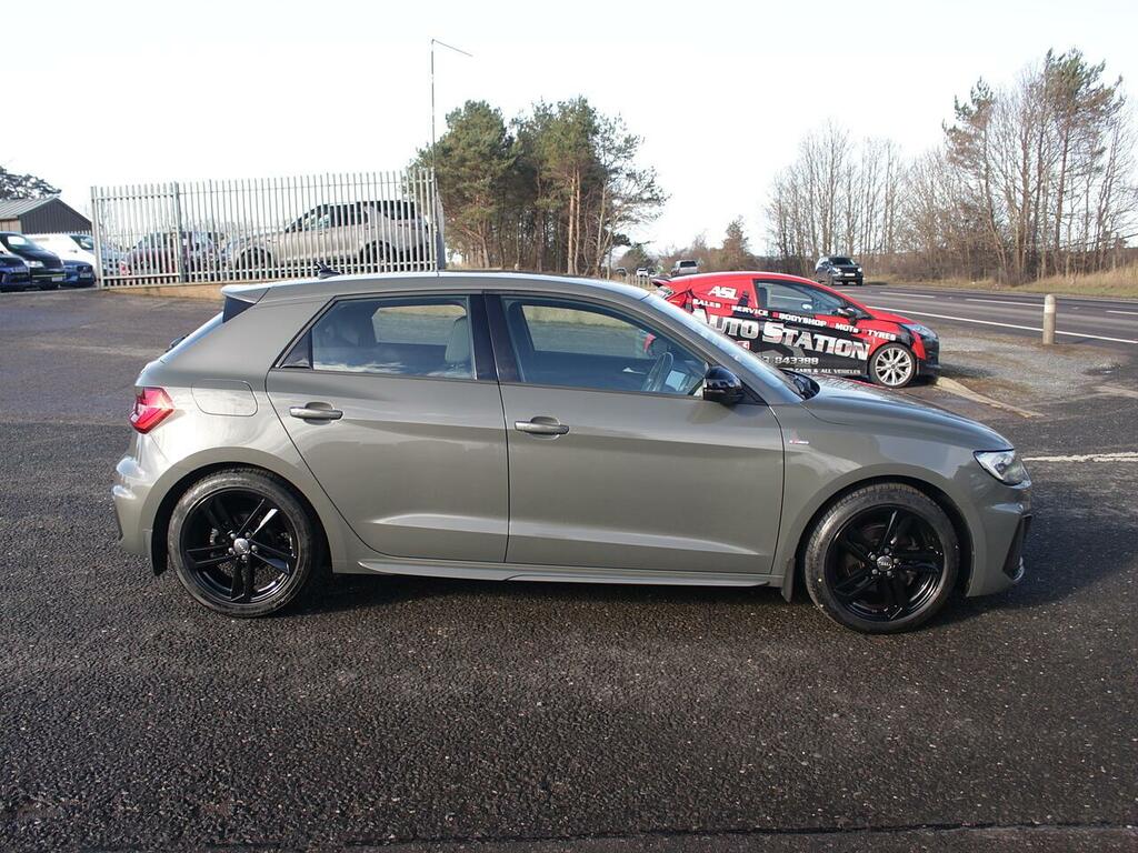 Audi A1 1.5 Tfsi 35 S Line Sportback Euro 6 Ss Grey #5