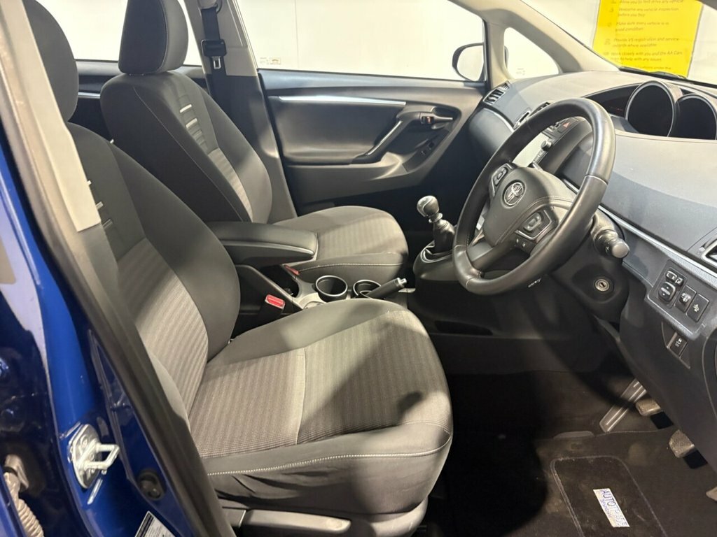 Toyota Verso 1.6L Icon Blue #4