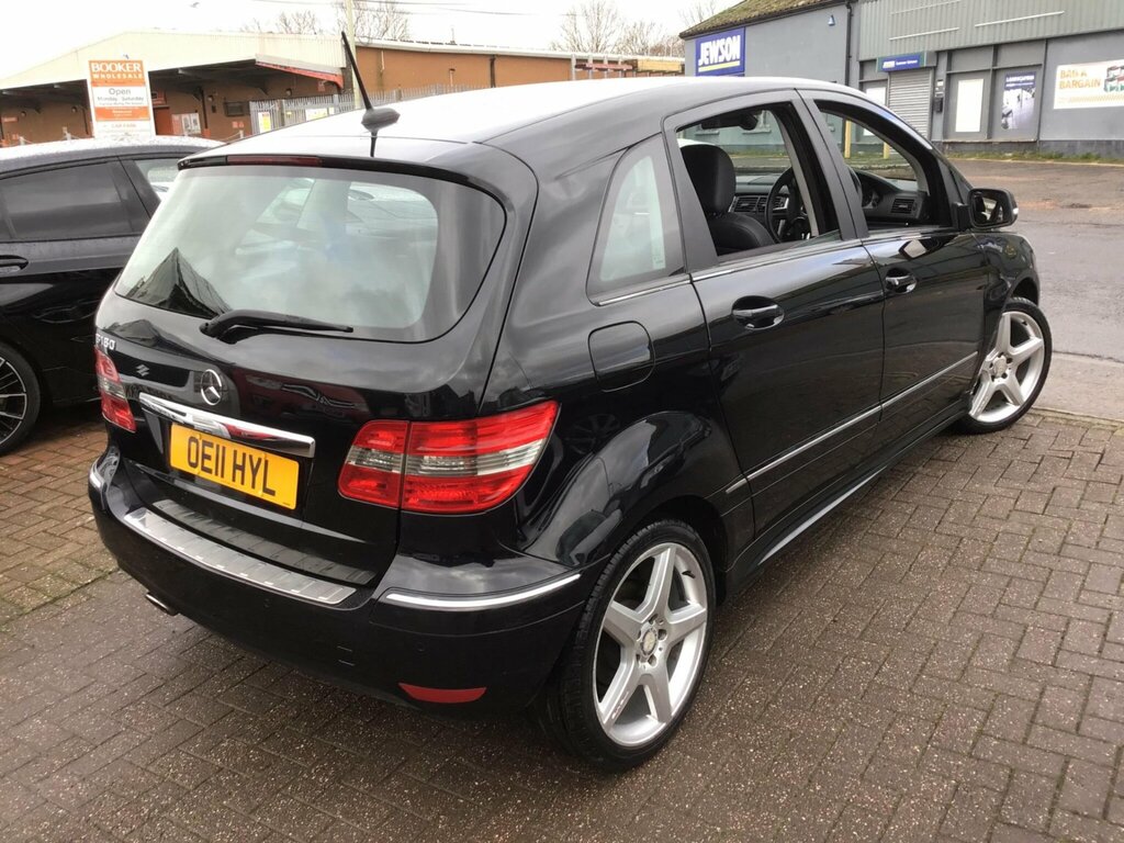 Mercedes-Benz B Class 1.7 B180 Sport Cvt Black #4
