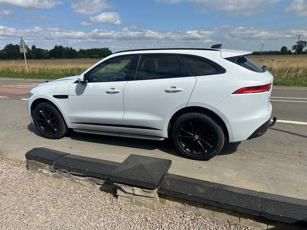Jaguar F-Pace Suv 2.0 D180 Chequered Flag 2020 PE70YKX White #6