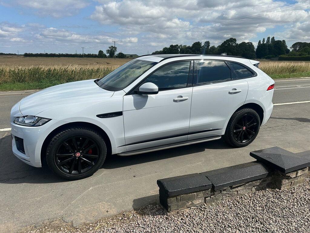Jaguar F-Pace Suv 2.0 D180 Chequered Flag 2020 PE70YKX White #3