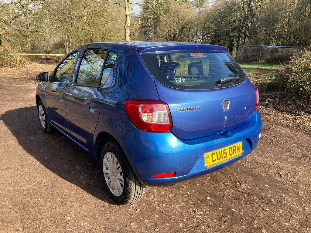 Dacia Sandero 1.2 Ambiance Hatchback. CU15ORW Blue #2