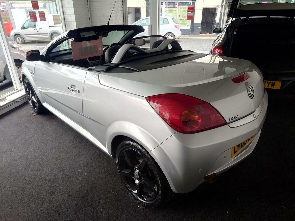 Vauxhall Tigra 1.4I 16V Exclusiv Silver #4