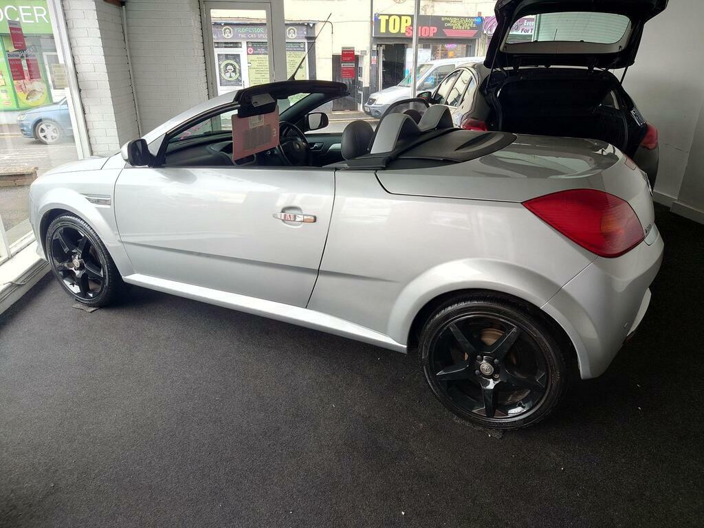 Vauxhall Tigra 1.4I 16V Exclusiv Silver #2