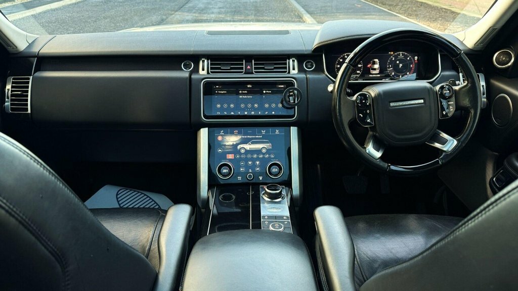 Land Rover Range Rover 2018 3.0 Td V6 Vogue Se 4Wd Euro 6 Ss GL67VYM White #2