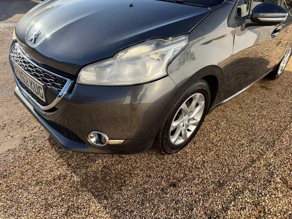 Peugeot 208 Active Grey #3