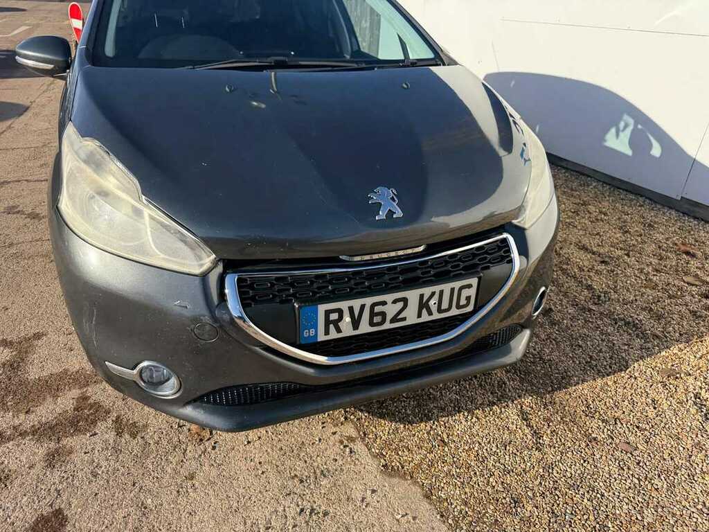 Peugeot 208 Active Grey #2