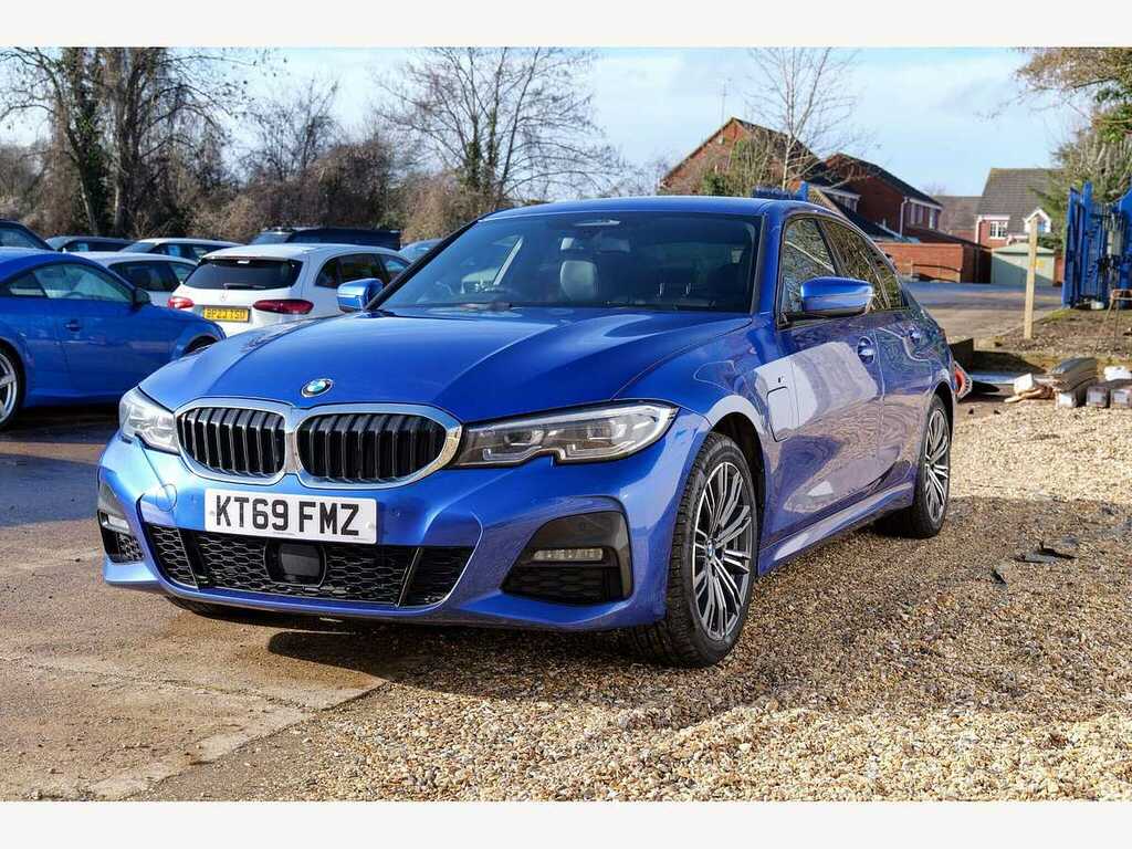 BMW 3 Series M Sport KT69FMZ Blue #2