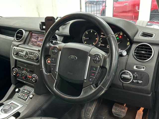 Land Rover Discovery 4 3.0 Sd V6 Se Suv 4Wd 213 G Km 255 SV16OJB Black #3