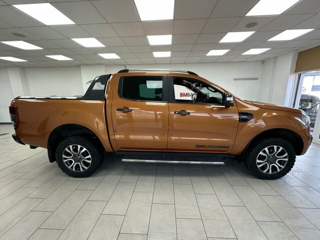 Ford Ranger 2.0 Ecoblue Wildtrak Pickup Double Cab FA19OBS Orange #2