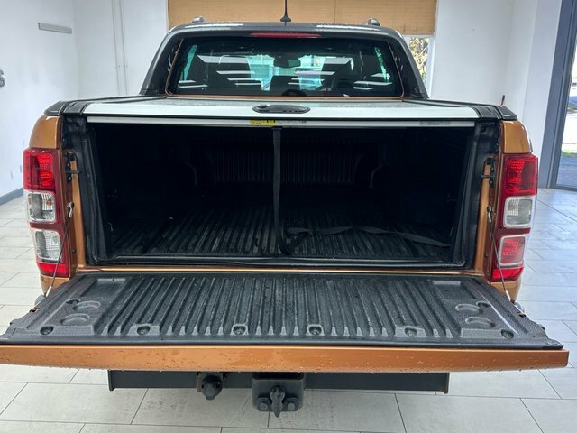 Ford Ranger 2.0 Ecoblue Wildtrak Pickup Double Cab FA19OBS Orange #5