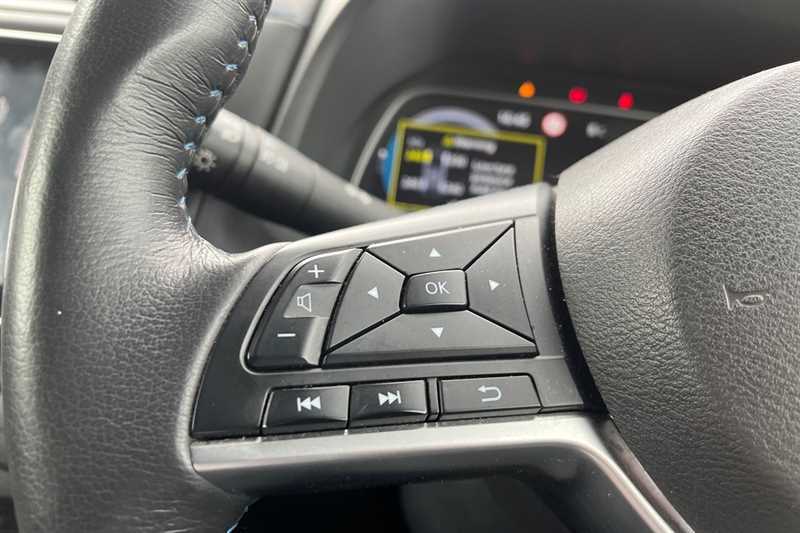 Nissan Leaf 110Kw N-connecta 39Kwh DS72KZW Grey #5