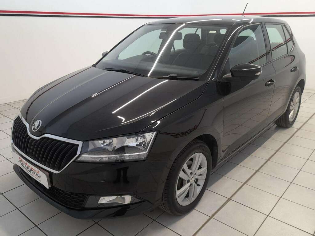 Skoda Fabia 1.0 Se Hatchback NH21BKL Black #3