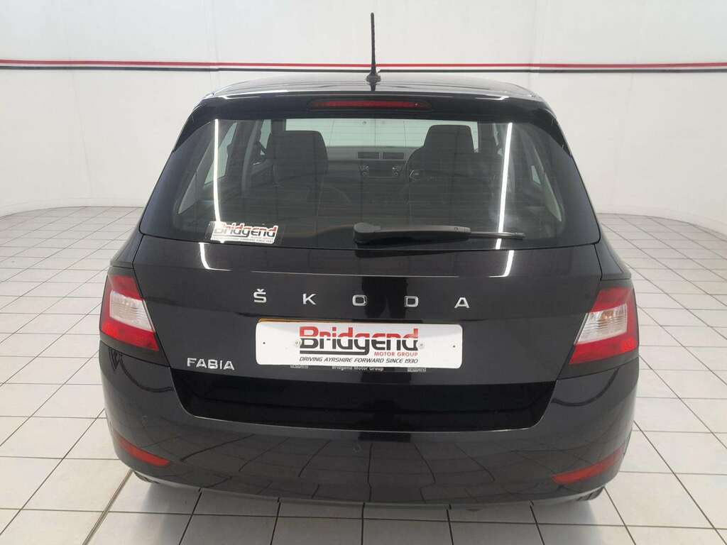 Skoda Fabia 1.0 Se Hatchback NH21BKL Black #5