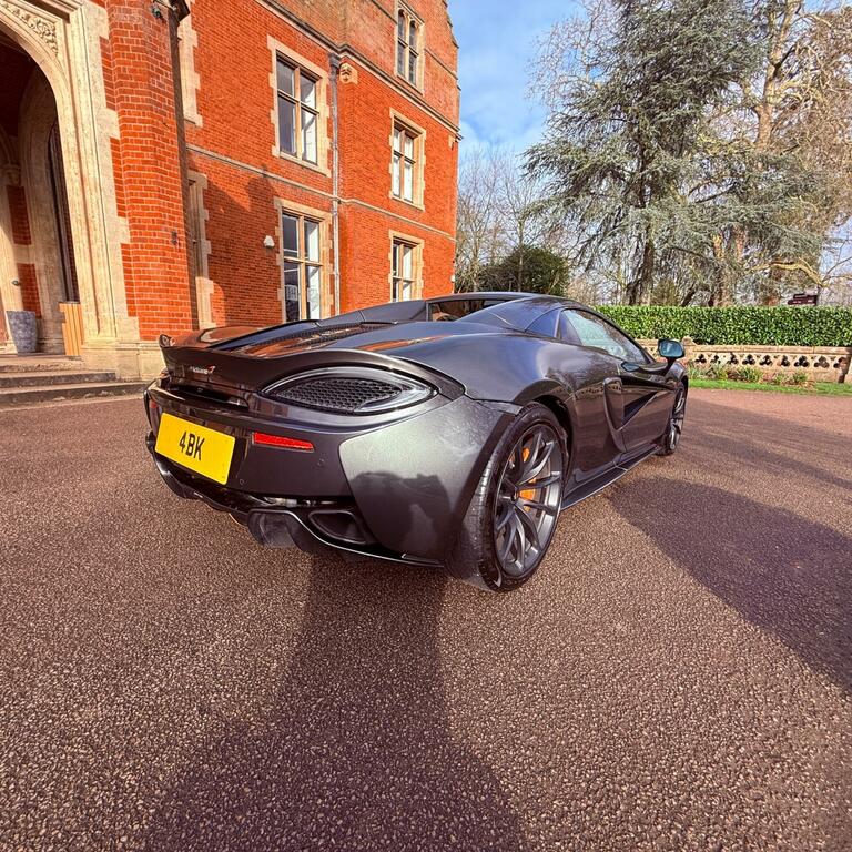 McLaren 570S 3.8T V8 Spider Ssg Euro 6 Ss Grey #3
