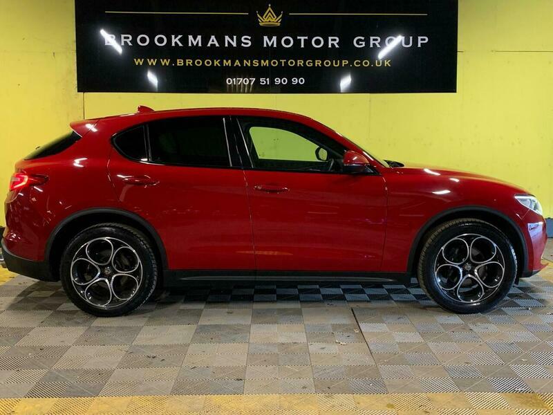 Alfa Romeo Stelvio 2.0T Milano Edizione FG69CPE Red #4