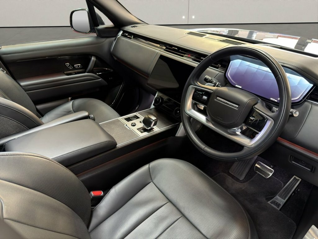 Land Rover Range Rover 3L Sv MH23NXM Black #2