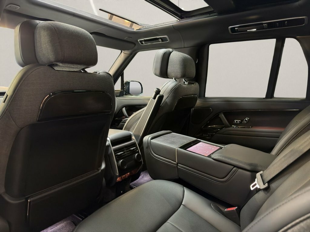 Land Rover Range Rover 3L Sv MH23NXM Black #3