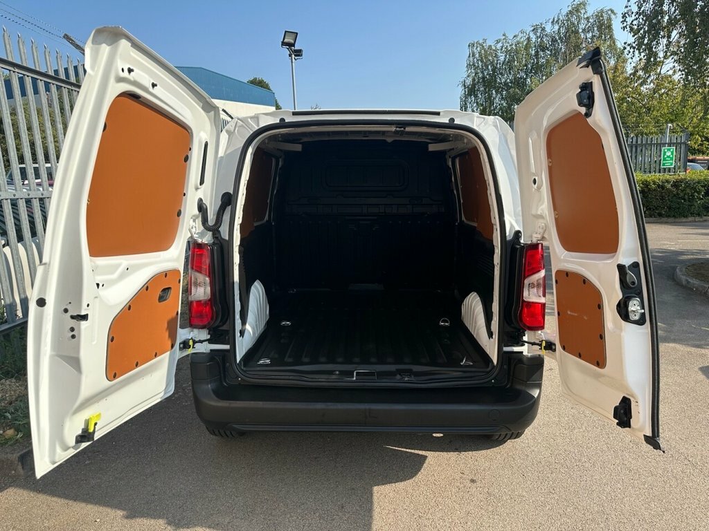 Toyota Proace City 1.5L Active YH22DKJ White #3
