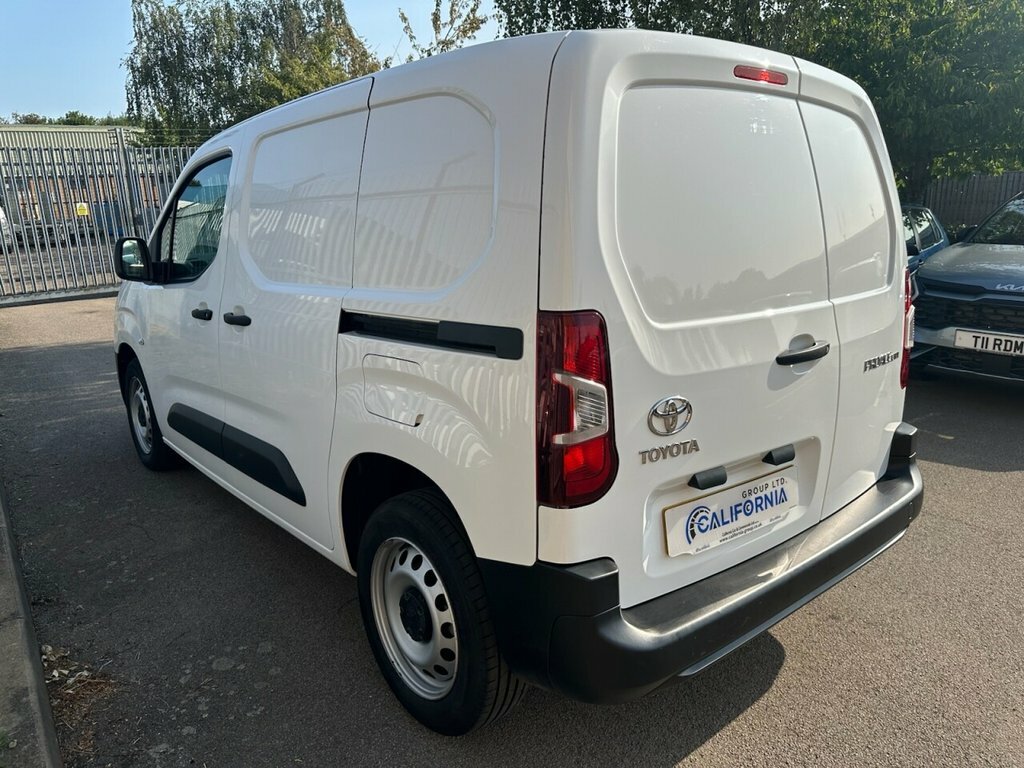 Toyota Proace City 1.5L Active YH22DKJ White #6