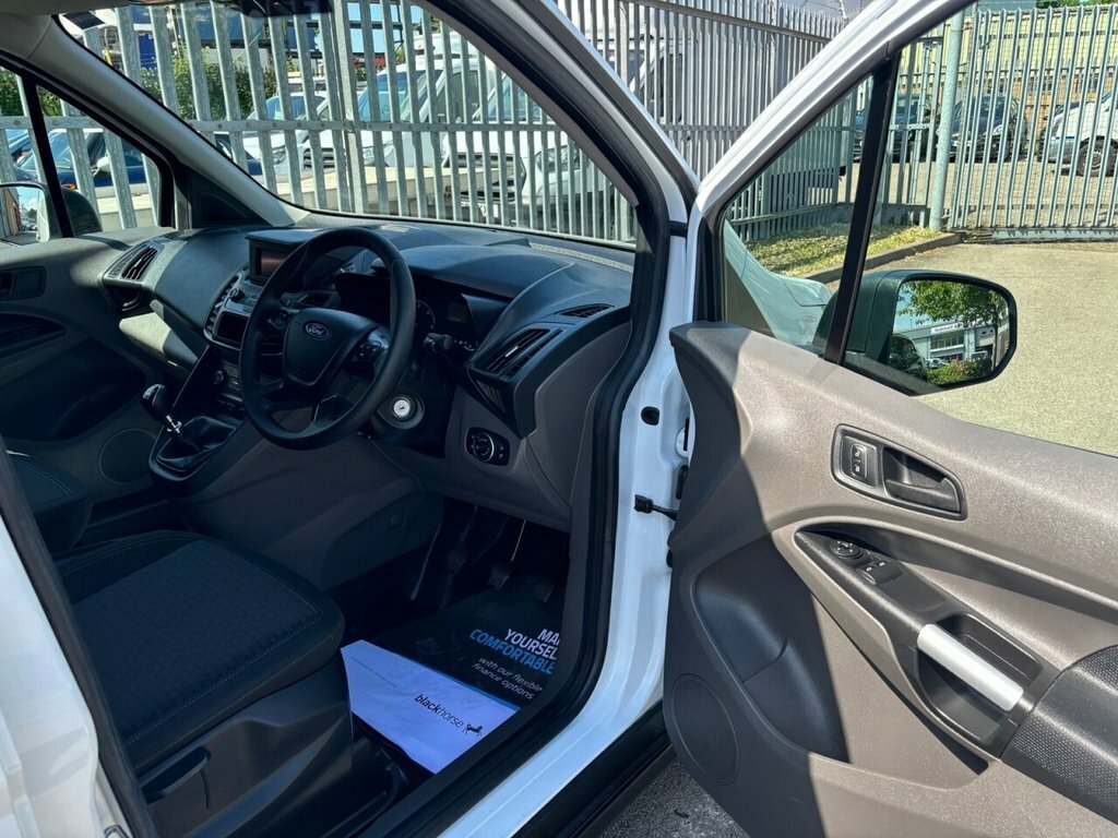 Ford Transit Connect Mpv EO23VHL White #2