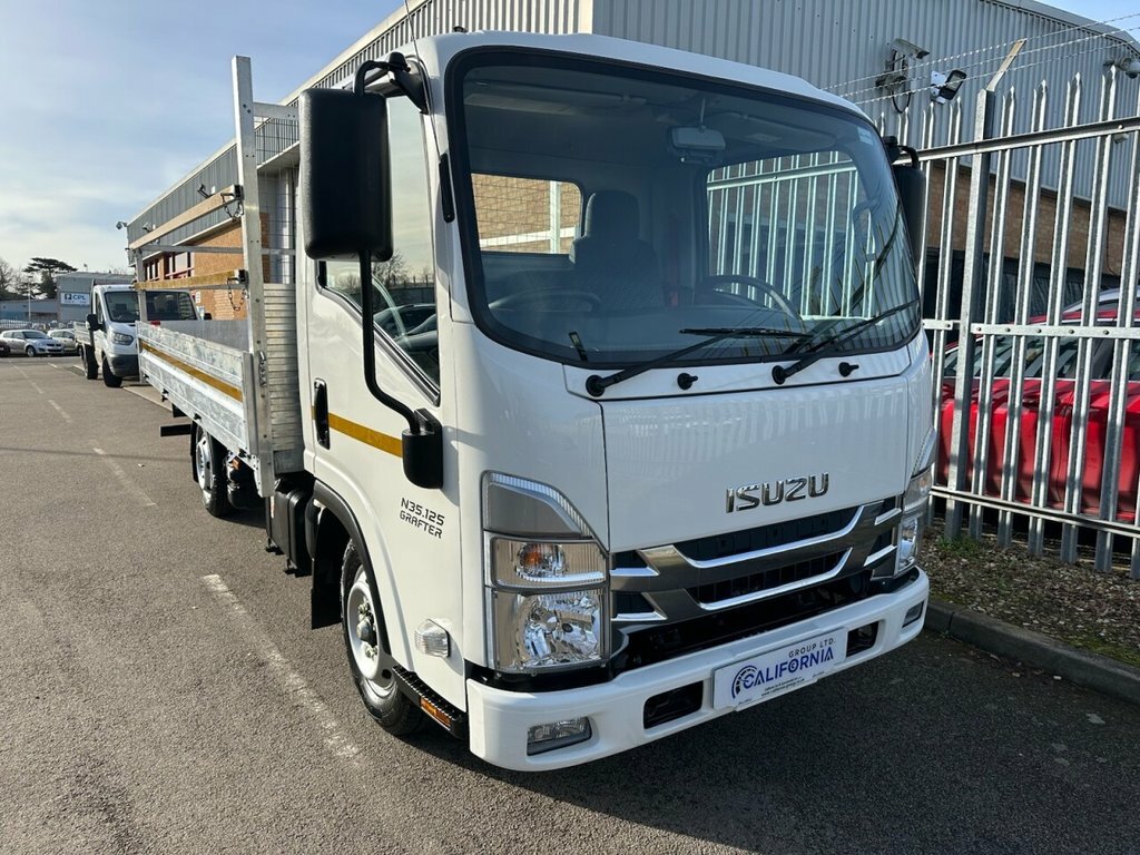 Isuzu 1.9L Null LL73XJZ White #3