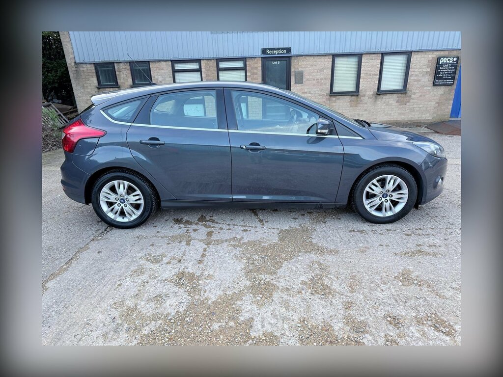 Ford Focus 1.6 Tdci Titanium Navigator Euro 5 Ss YC14TUO Grey #6