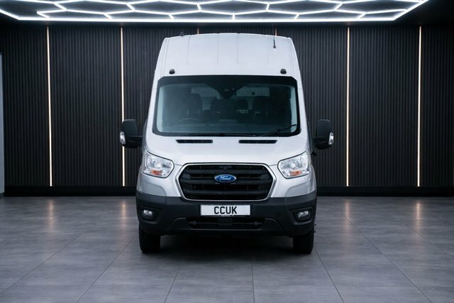 Ford Transit Custom 2.0 460 Ecoblue Trend Minibus Double Cab Diese YP20XKH Silver #2