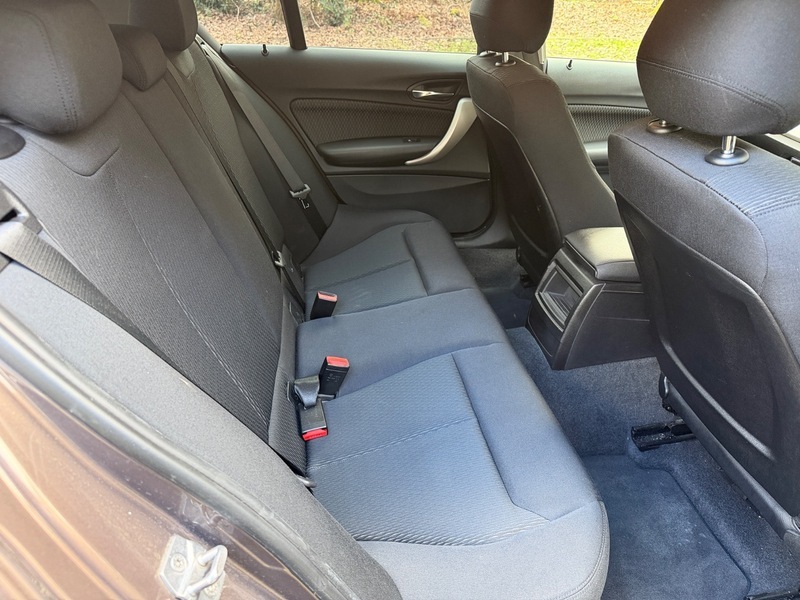 BMW 1 Series Hatchback Brown #4