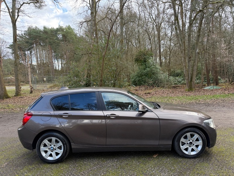 BMW 1 Series Hatchback Brown #6
