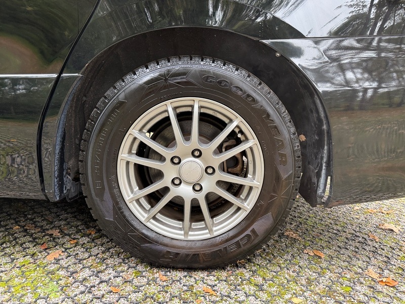 Toyota Estima   #51