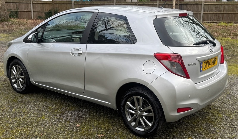Toyota Yaris Vvt-i Icon Plus GY14HNP Silver #4