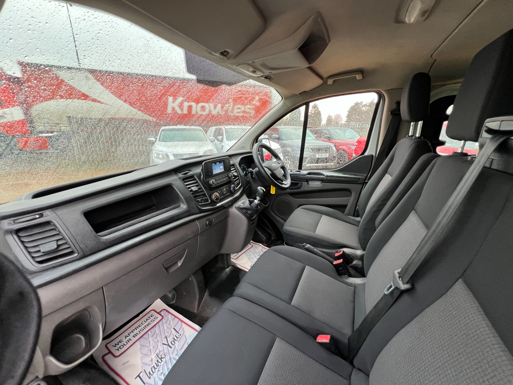 Ford Transit Custom 2.0 300 Ecoblue Leader Crew Van Double Cab Die CE20ZZS White #4