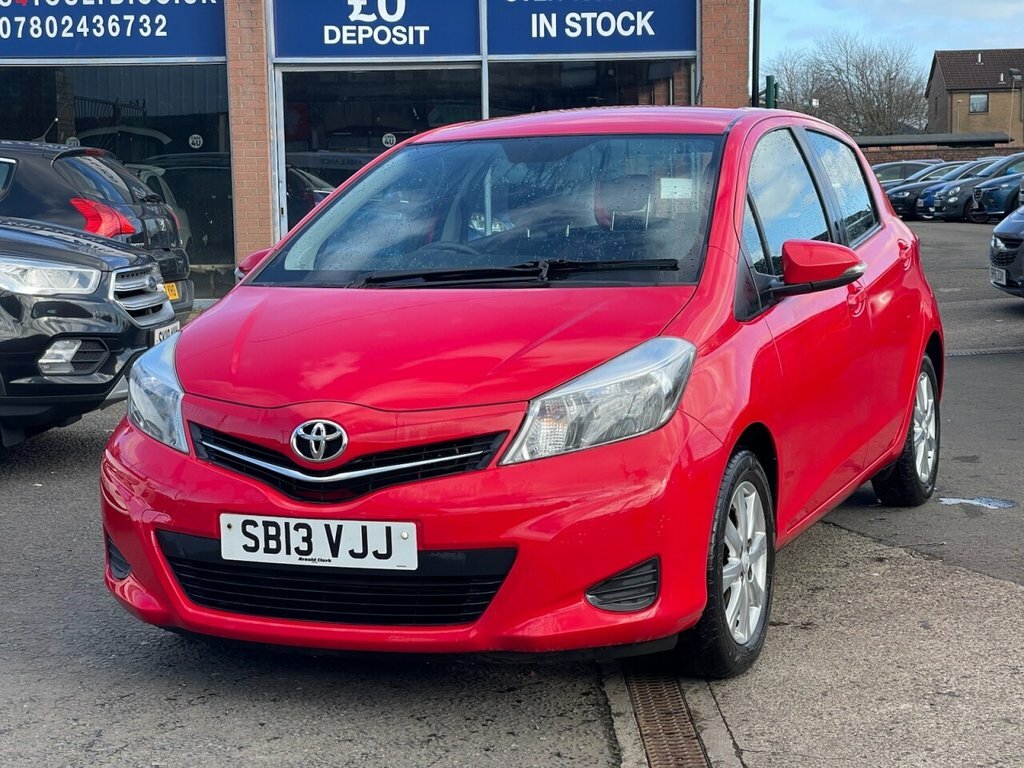 Toyota Yaris 1L Tr Red