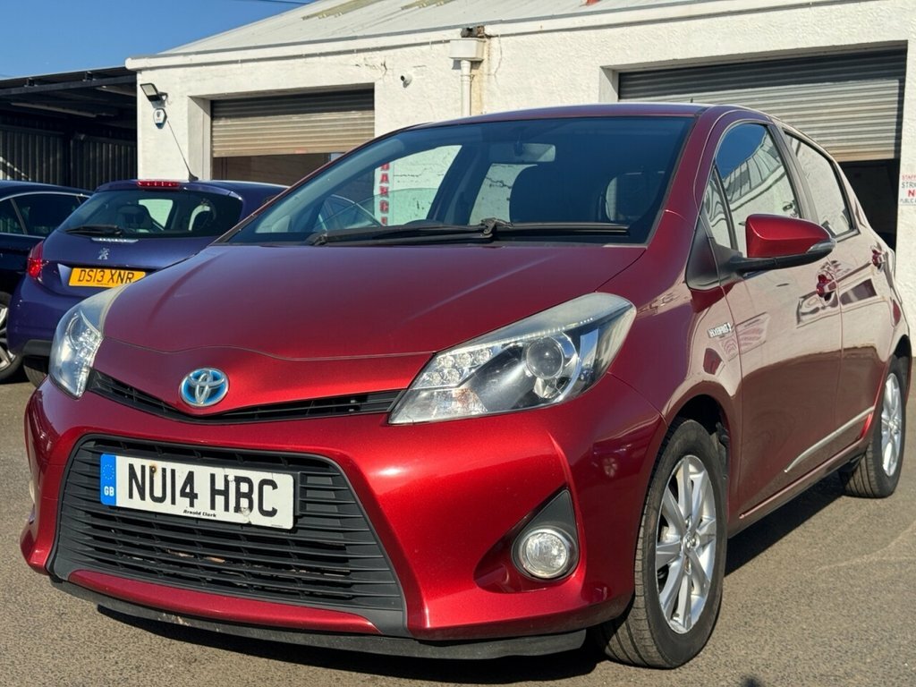 Toyota Yaris 1L Icon Plus NU14HBC Red #3