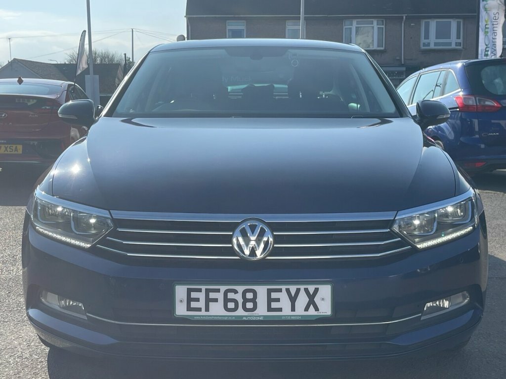 Volkswagen Passat 1.5L Se Business EF68EYX Blue #2